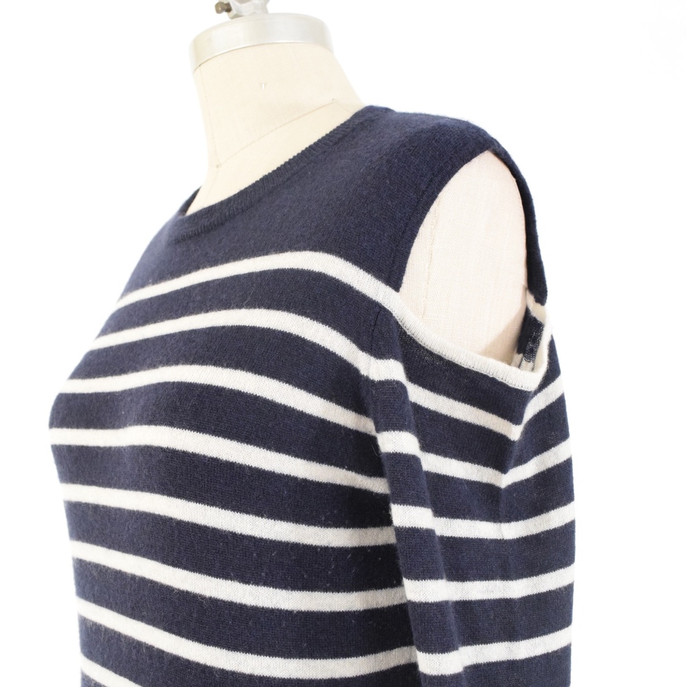 ❌SOLD❌Autumn Cashmere Cold-Shoulder Sweater - Picture 3 of 6